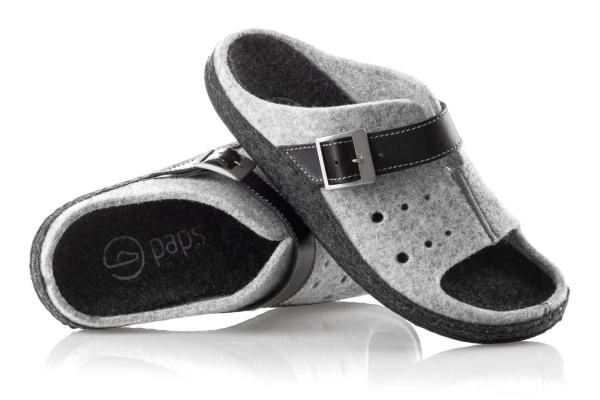 Marka PAPS 3 Sandały na płaskostopie damskie, męskie PAPS granatowa skóra zamsz, szerokie paski na rzep, gumowa podeszwa, skórzana wkładka 3D, można wyjąć wkładkę i stabilnie zamieścić indywidualną wkładkę korygującą